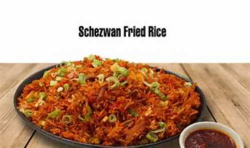 Chicken Schezwan Fried Rice (Medium)